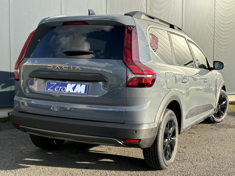 DACIA JOGGER TCE 110 Extreme+ avec Caméra, Sièges chauffants et GPS occasion