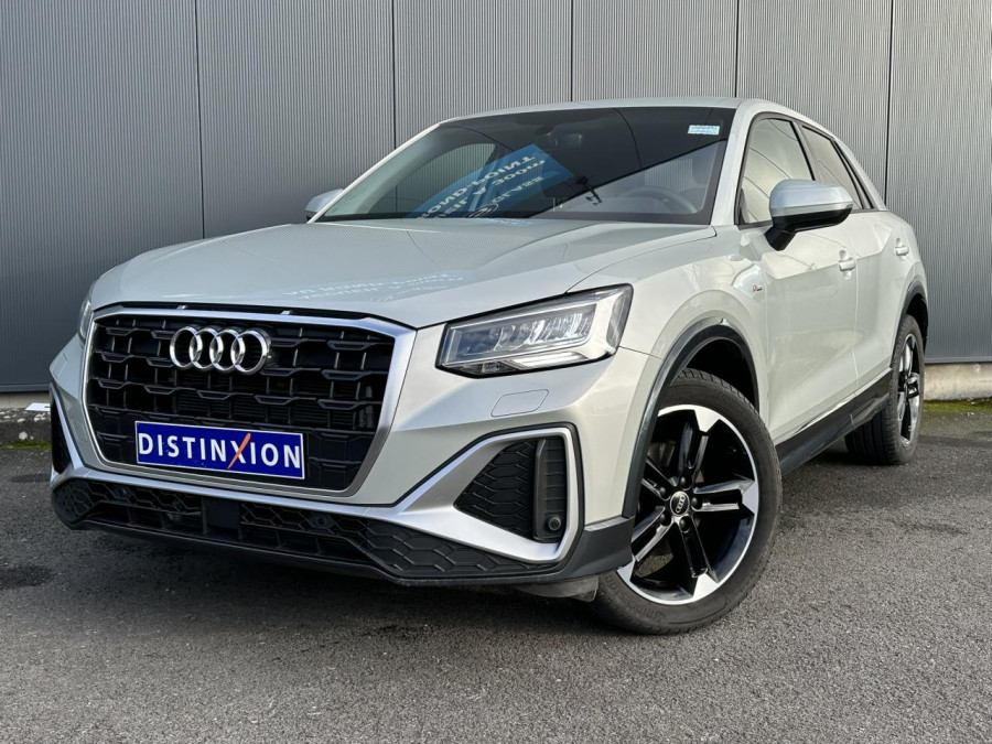 AUDI Q2 30 TFSI 110 S-Line avec Caméra et Hayon électrique et Apple Car Play occasion