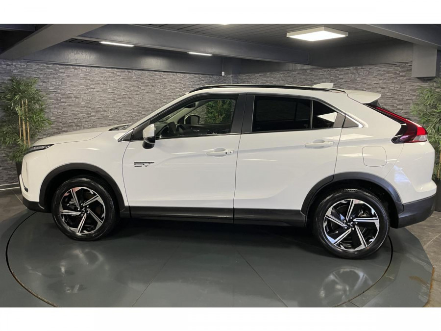 MITSUBISHI ECLIPSE CROSS 2.4 MIVEC Phev 4WD - 188  Invite  occasion